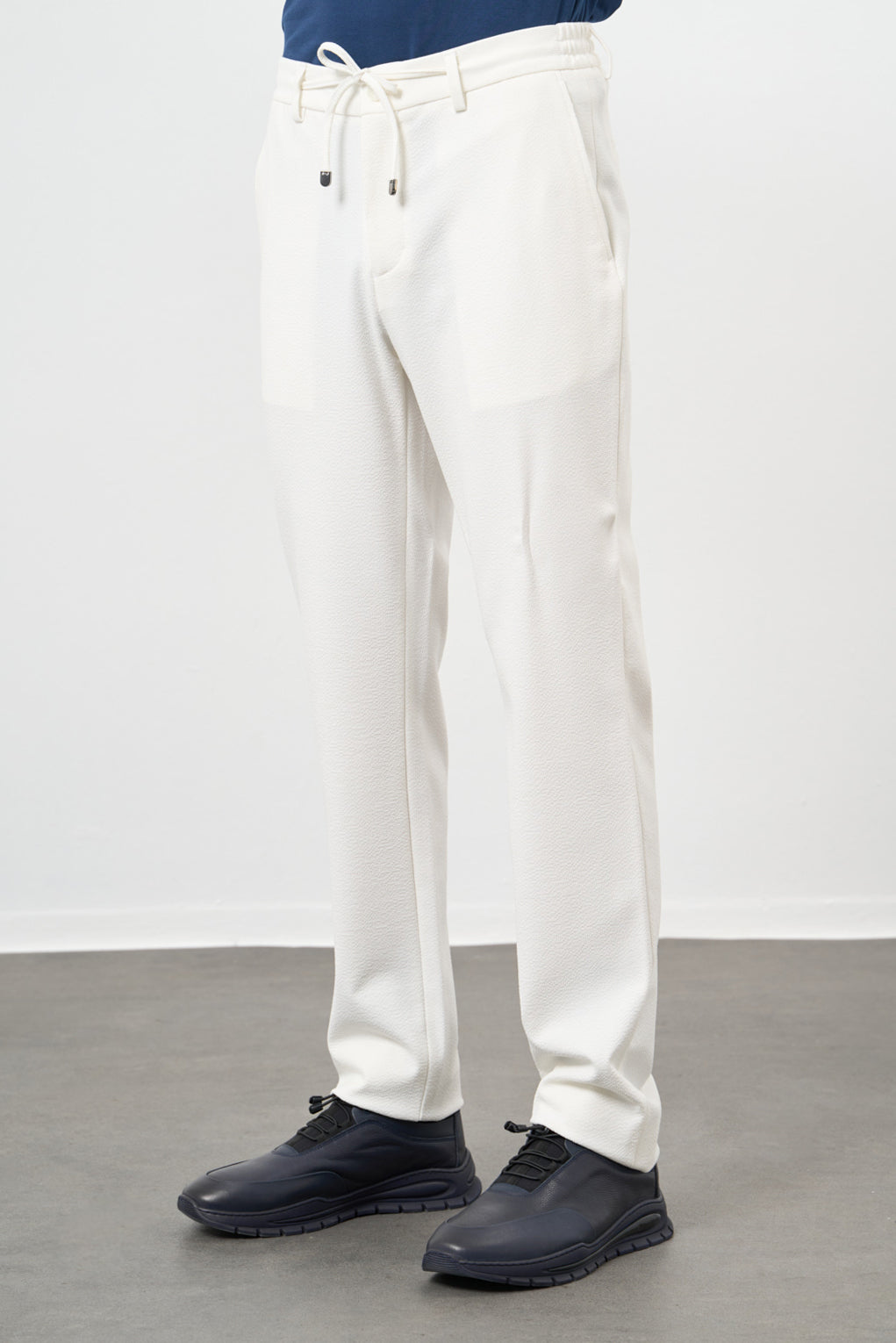 Slim-Fit Chino Pants - Light Cream