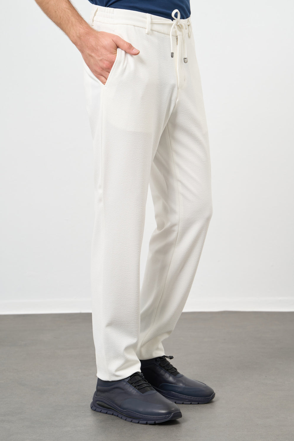 Slim-Fit Chino Pants - Light Cream
