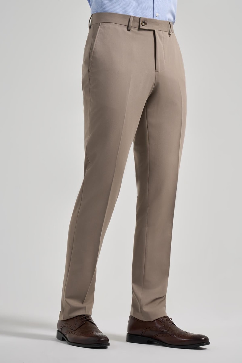 Comfort-Fit Classic Pants - Brown