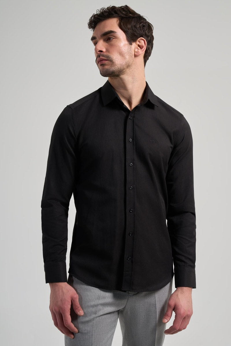 Slim-Fit Classic Shirt - Black