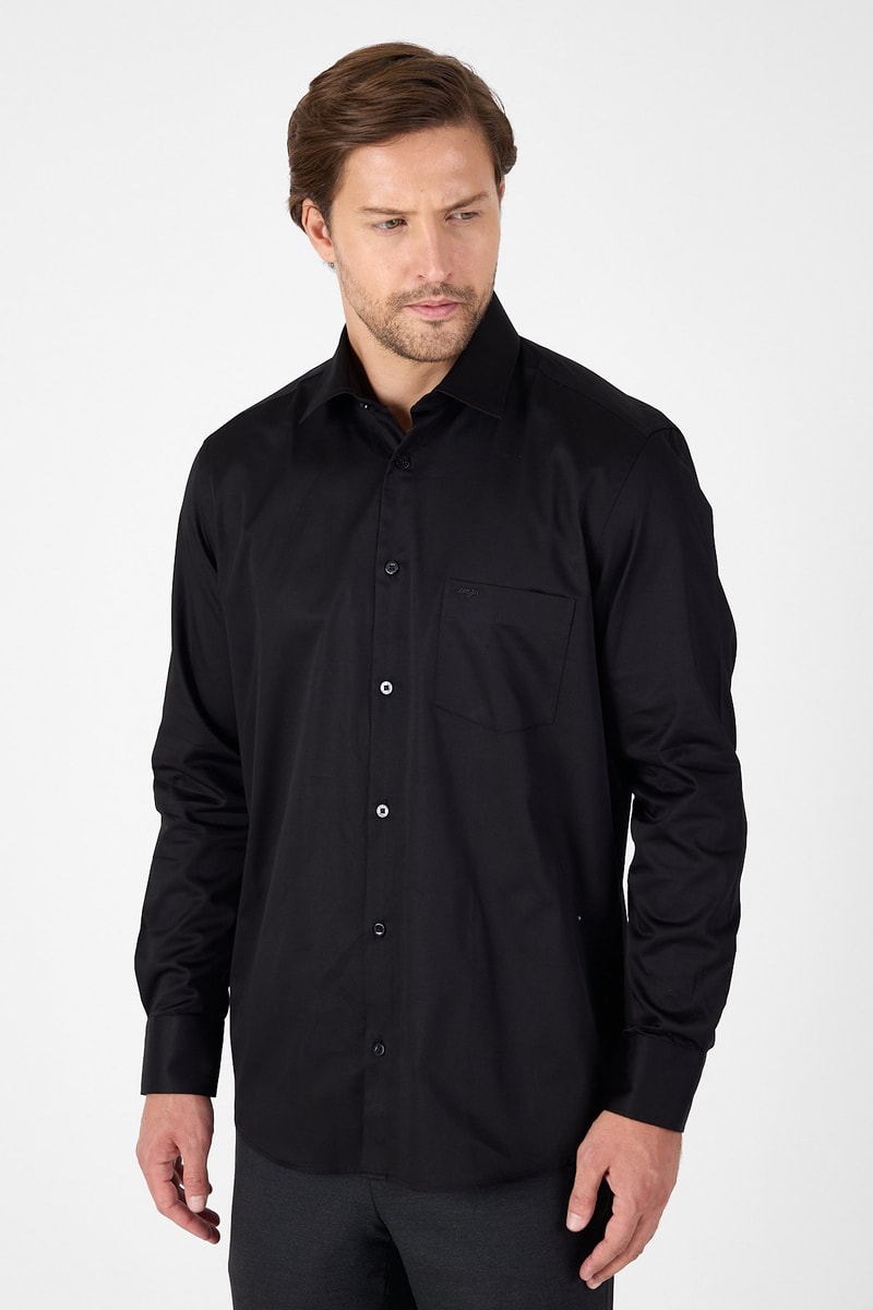Comfort-Fit Premium Classic Shirt - Black