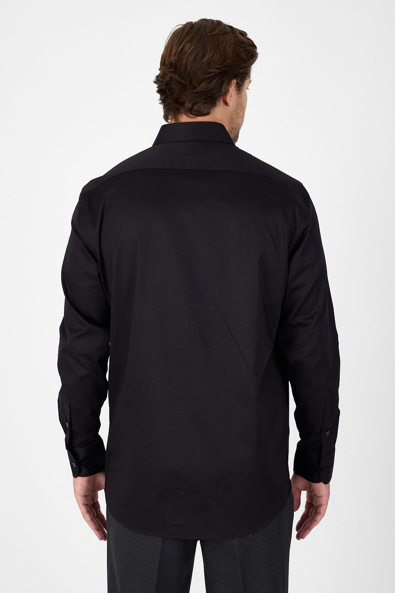 Comfort-Fit Premium Classic Shirt - Black