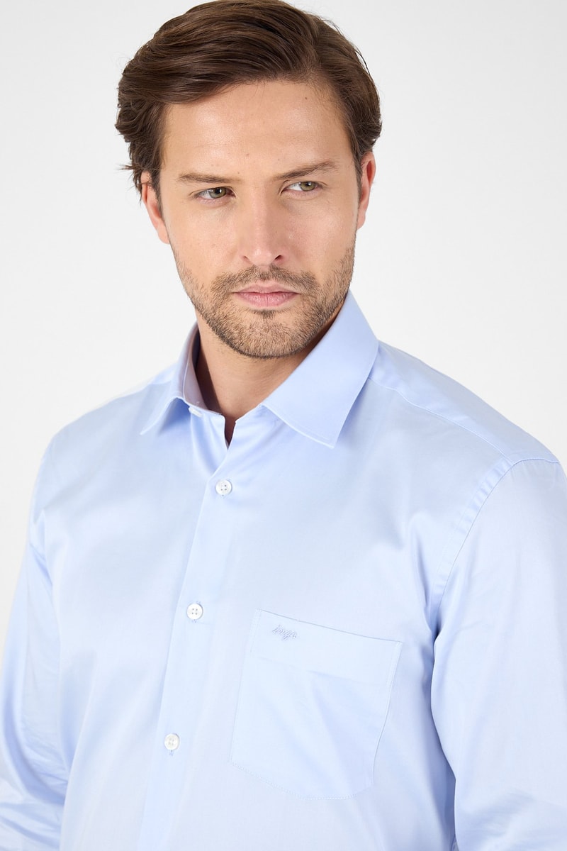 Comfort-Fit Premium Classic Shirt - Blue
