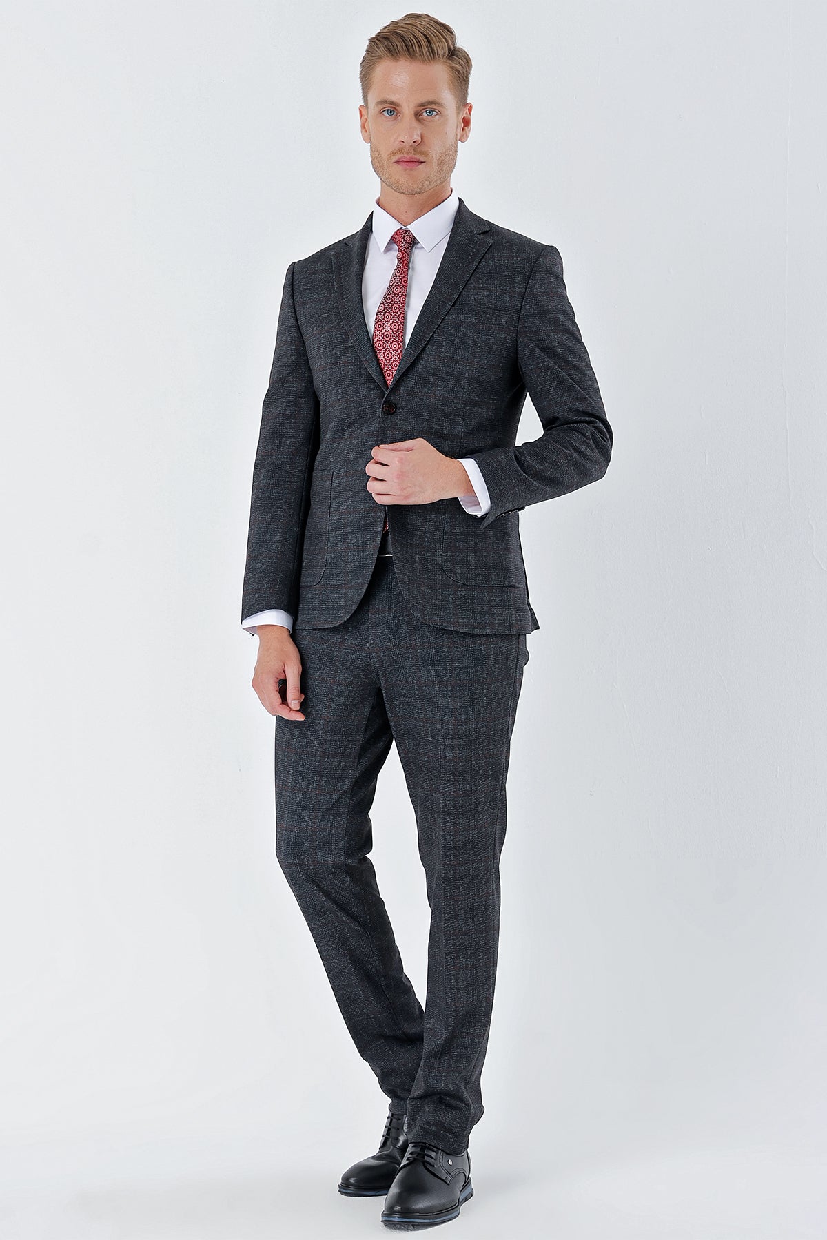 Comfort-Fit Classic Suit - Navy