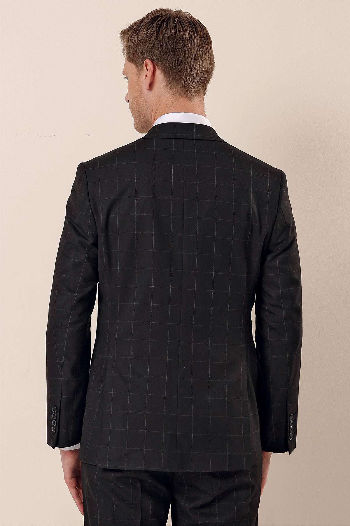 Comfort-Fit Check Suit - Black