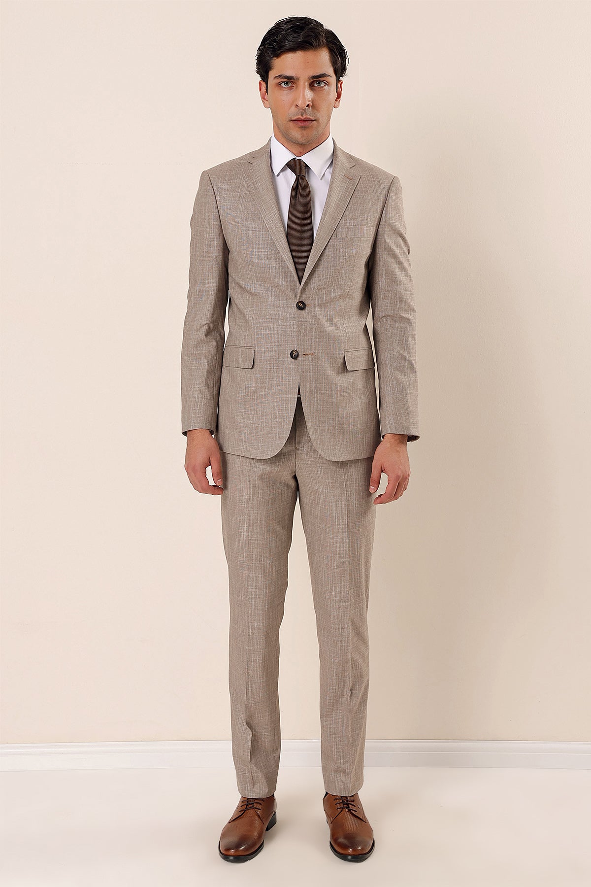 Comfort-Fit Classic Suit - Beige