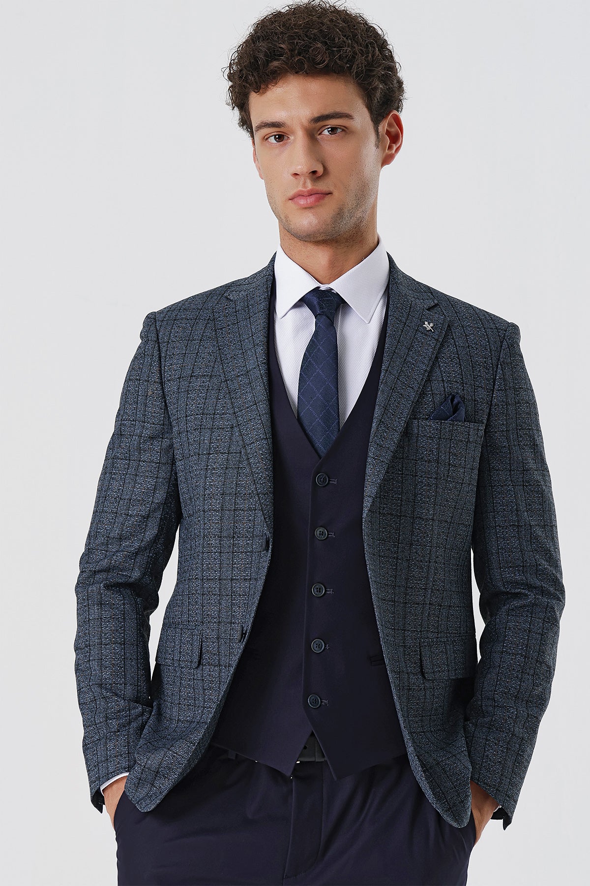 Slim-Fit Combine Vest Suit - Navy