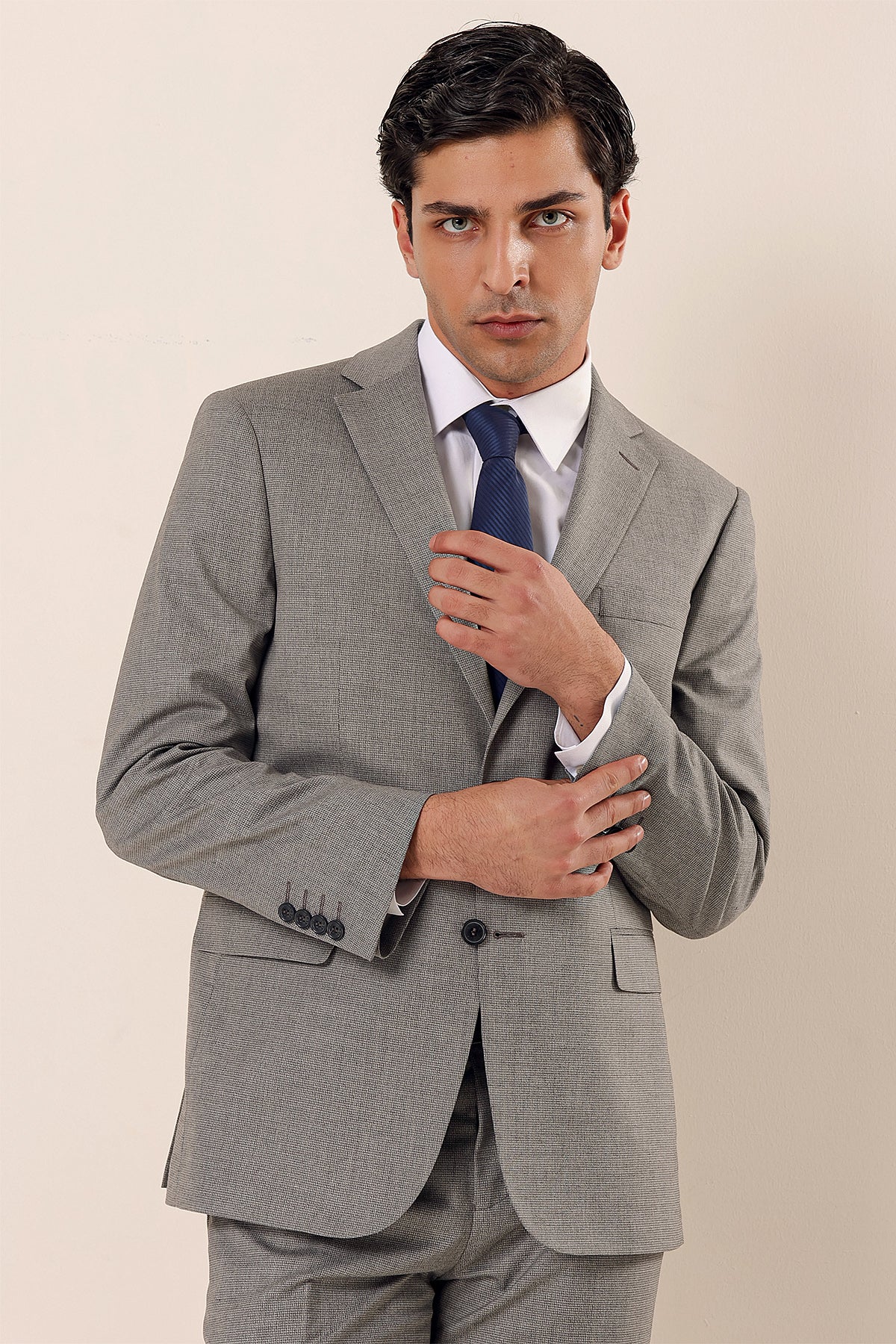 Comfort-Fit Classic Suit - Grey