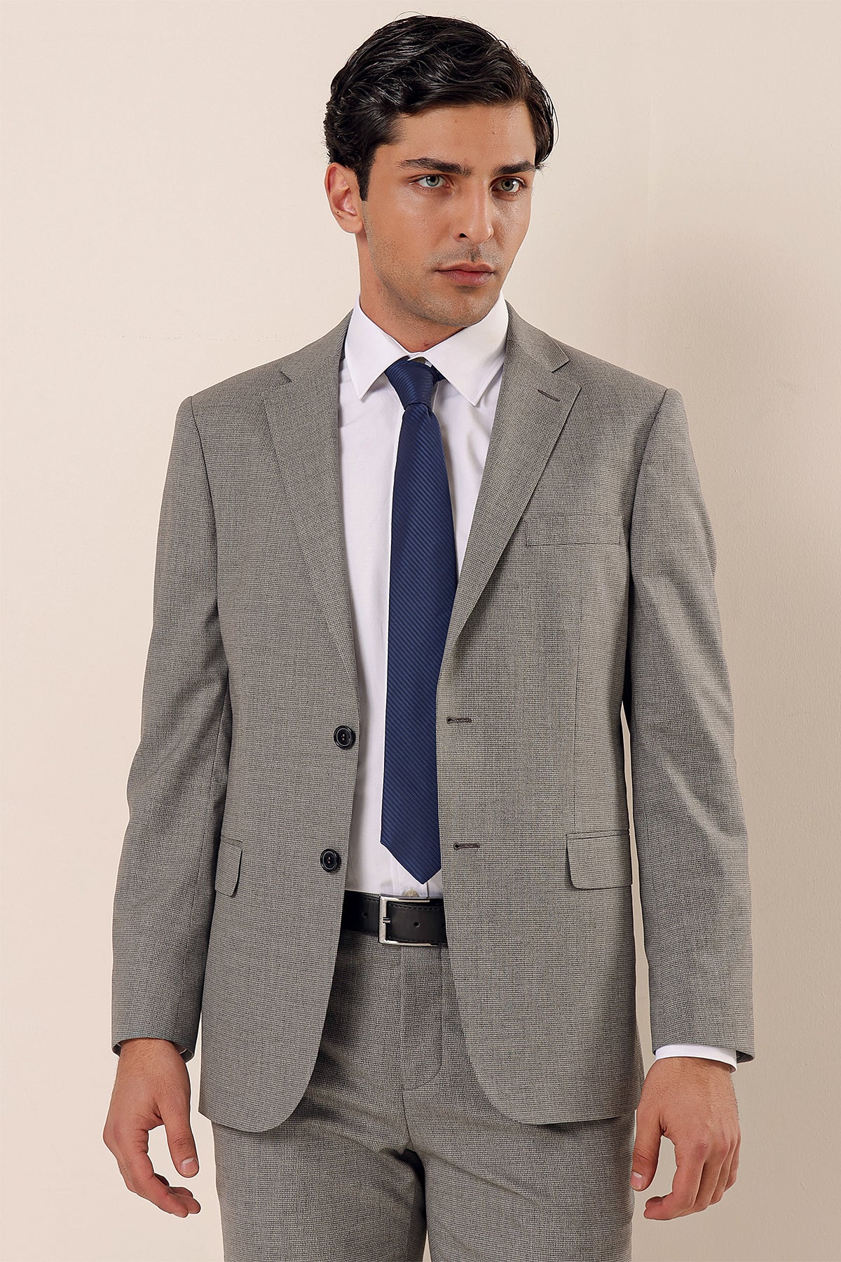 Comfort-Fit Classic Suit - Grey