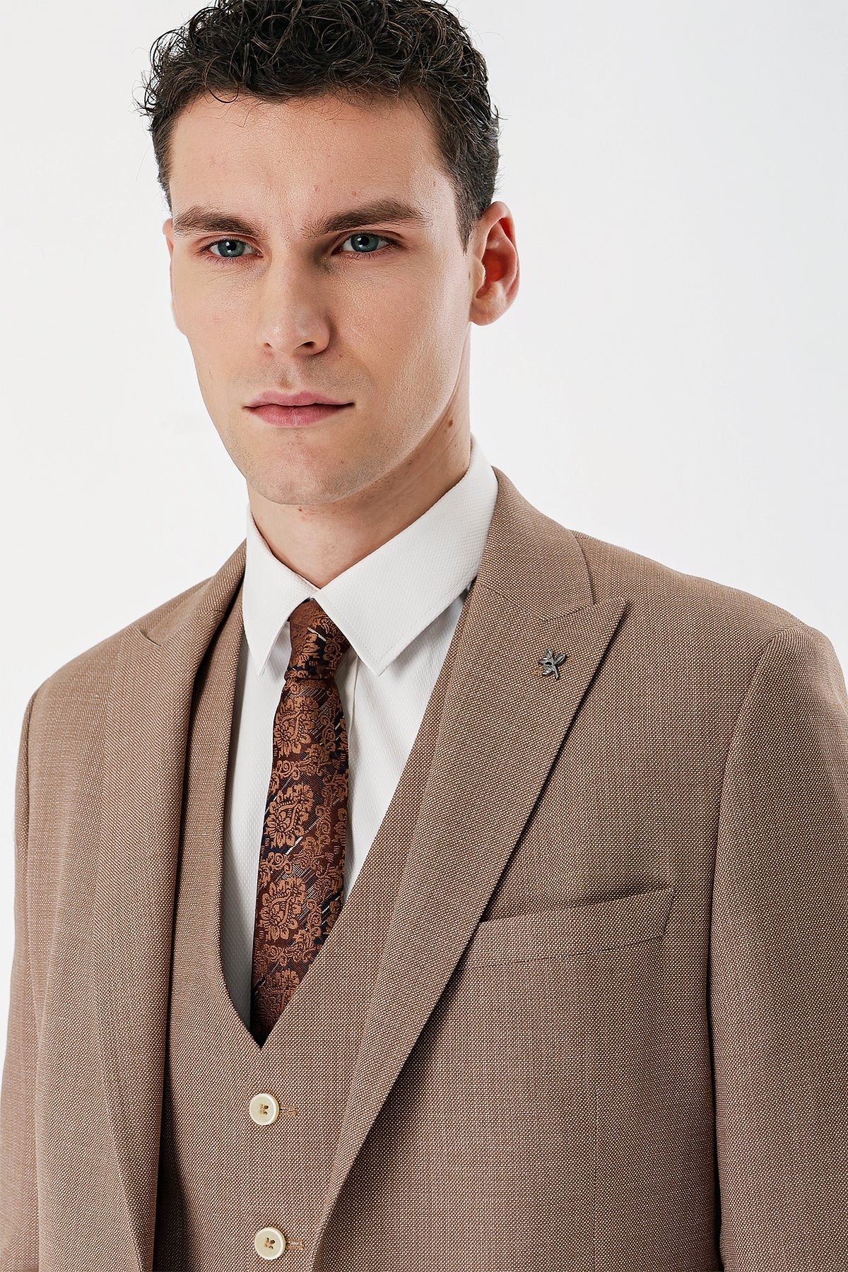 Slim-Fit Vest Suit - Beige