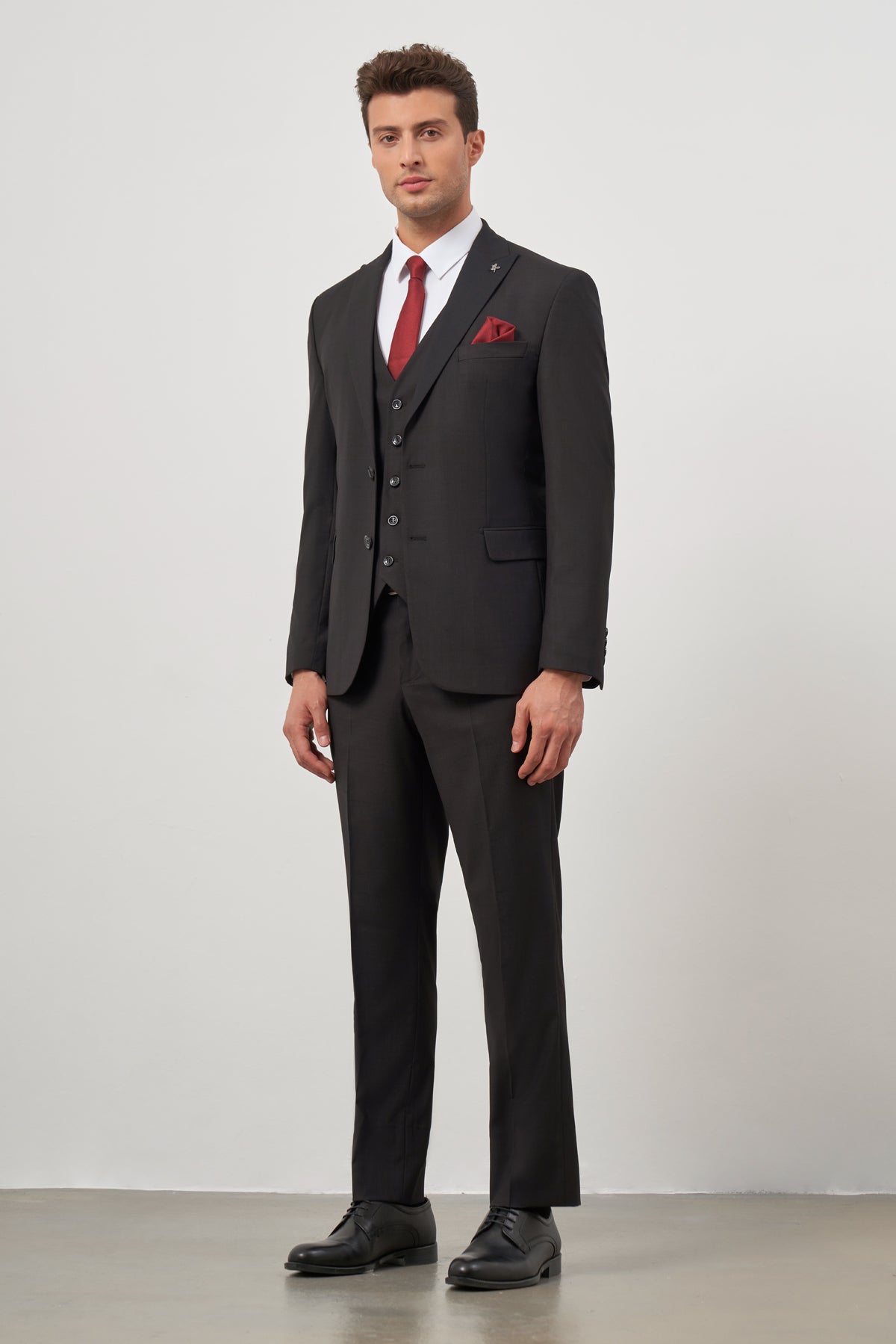 Slim-Fit Vest Suit - Black