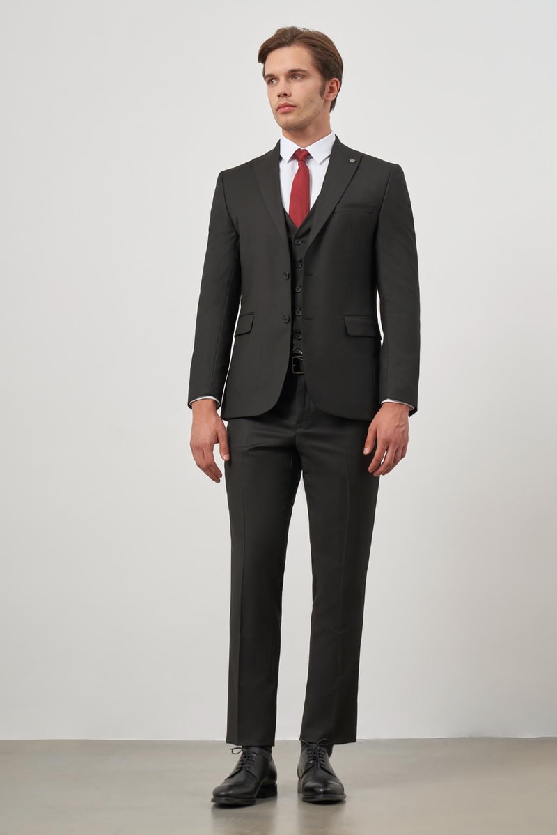 Slim-Fit Vest Suit - Black