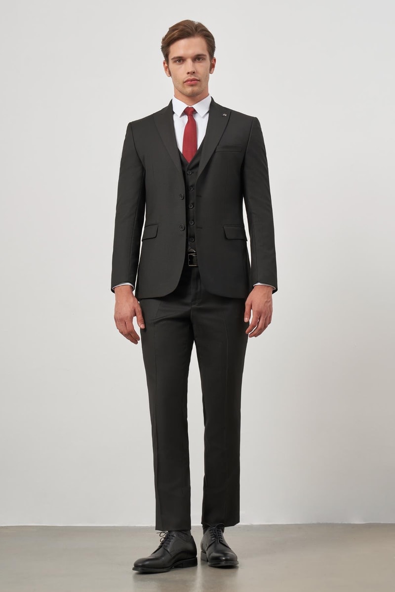 Slim-Fit Vest Suit - Black