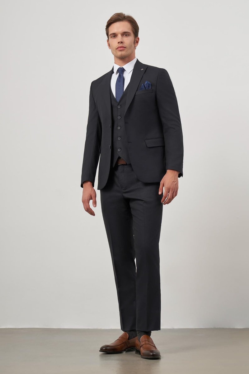 Slim-Fit Vest Suit - Dark Navy