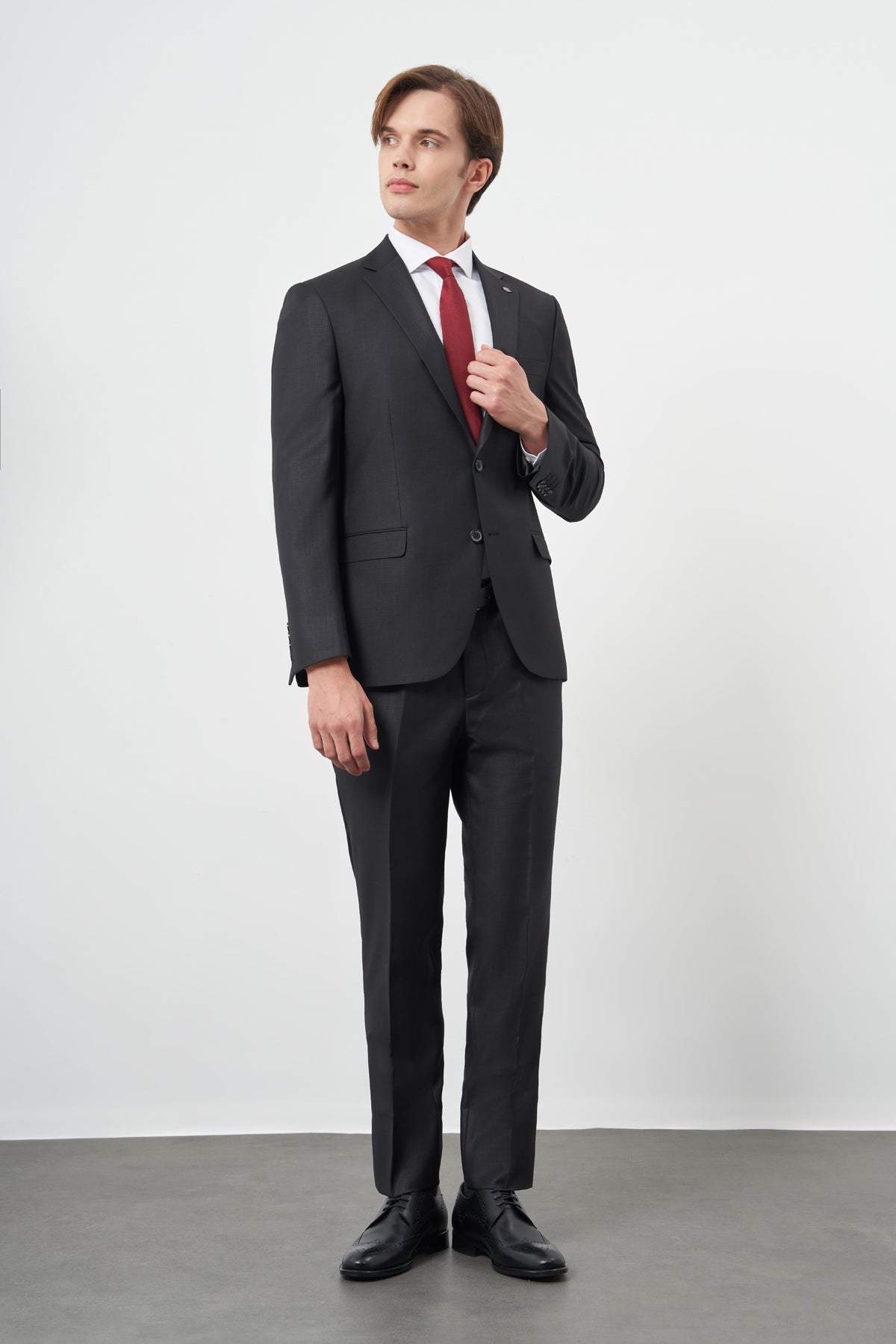 Slim-Fit Suit - Black