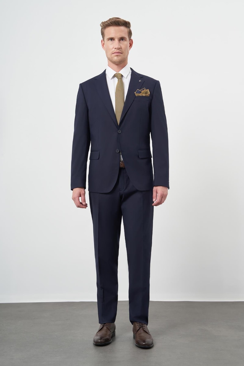 Comfort-Fit Suit - Dark Navy