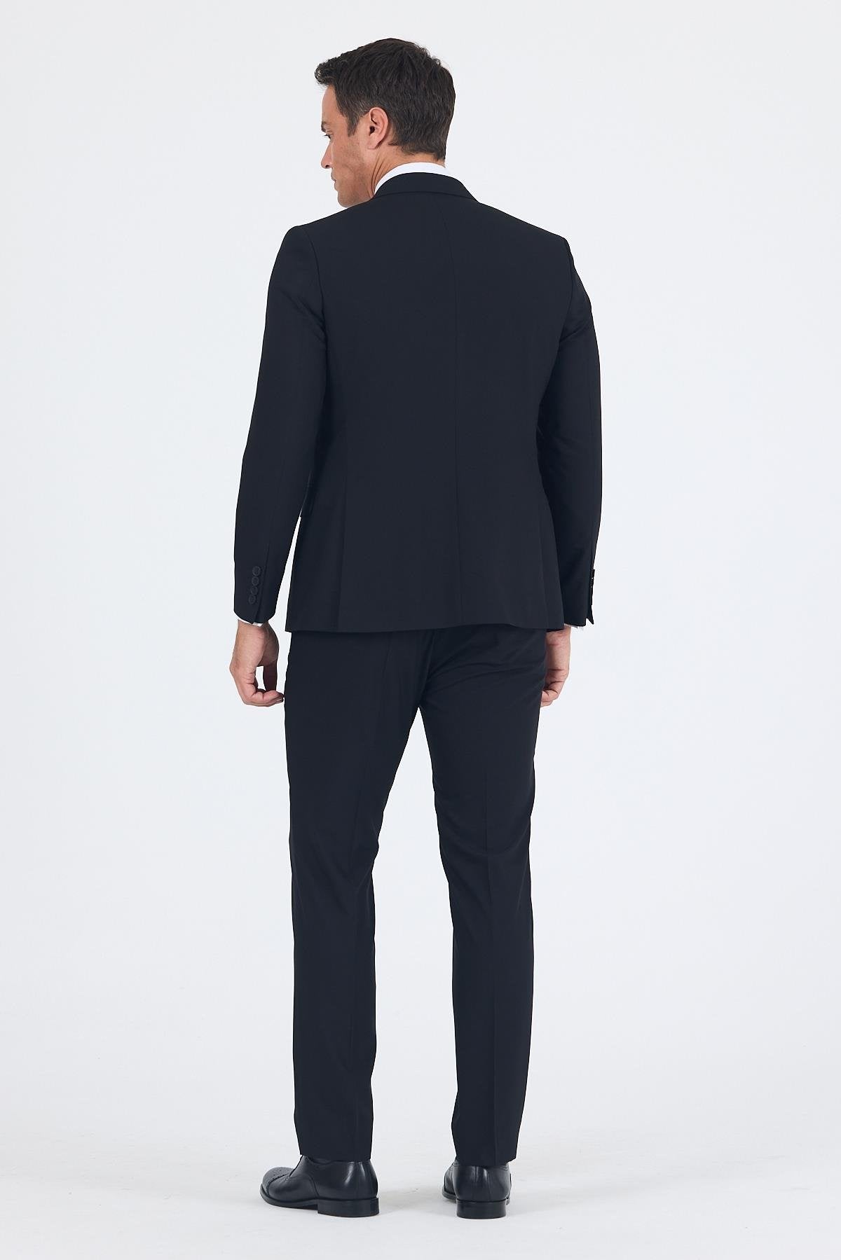 Slim-Fit Suit - Black