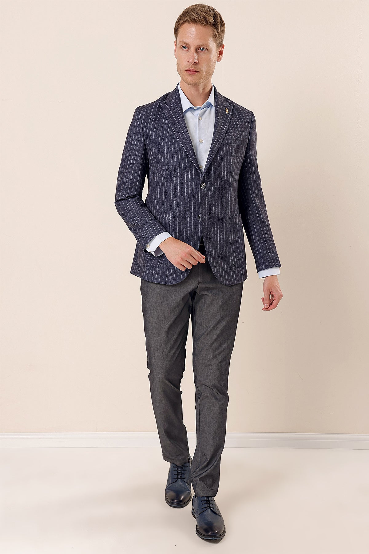 Slim-Fit Casual Blazer - Navy