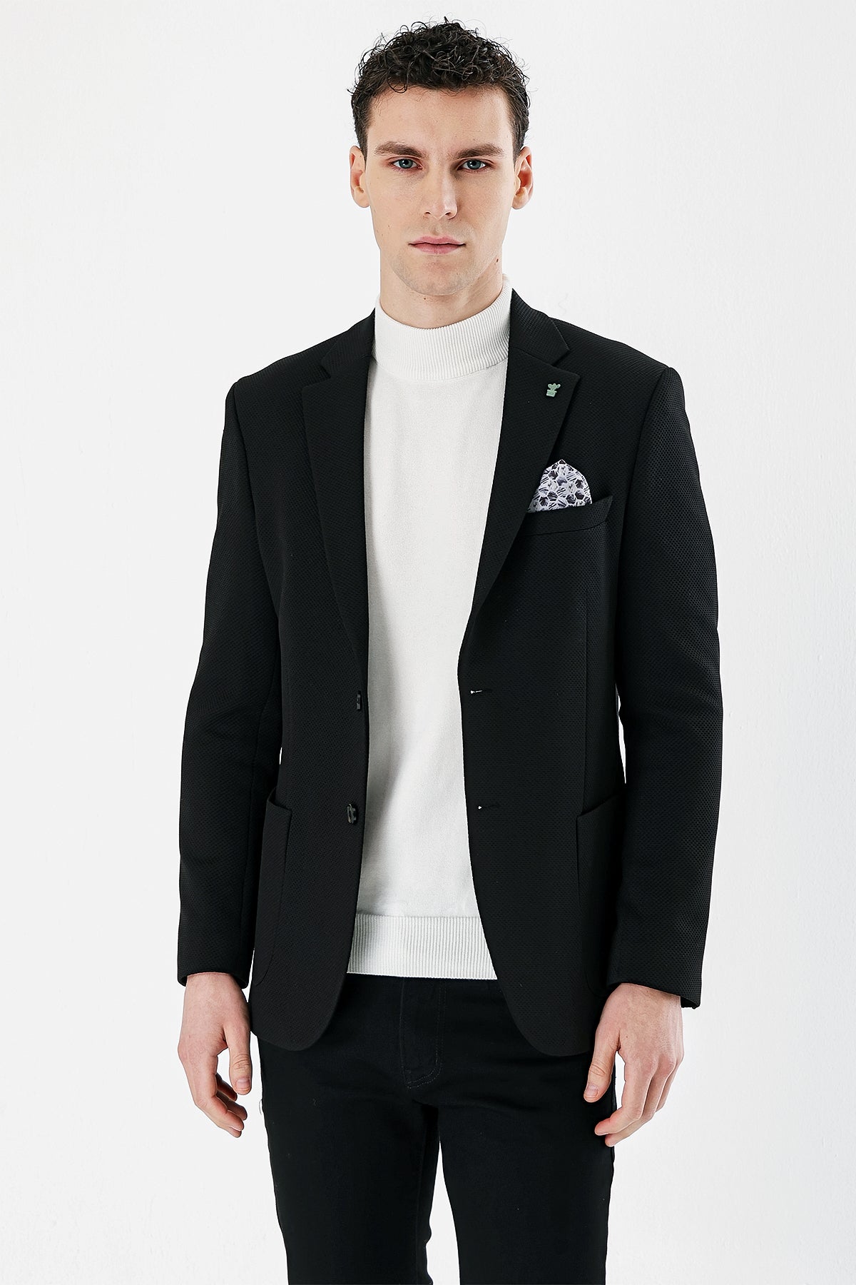 Slim-Fit Casual Blazer - Black