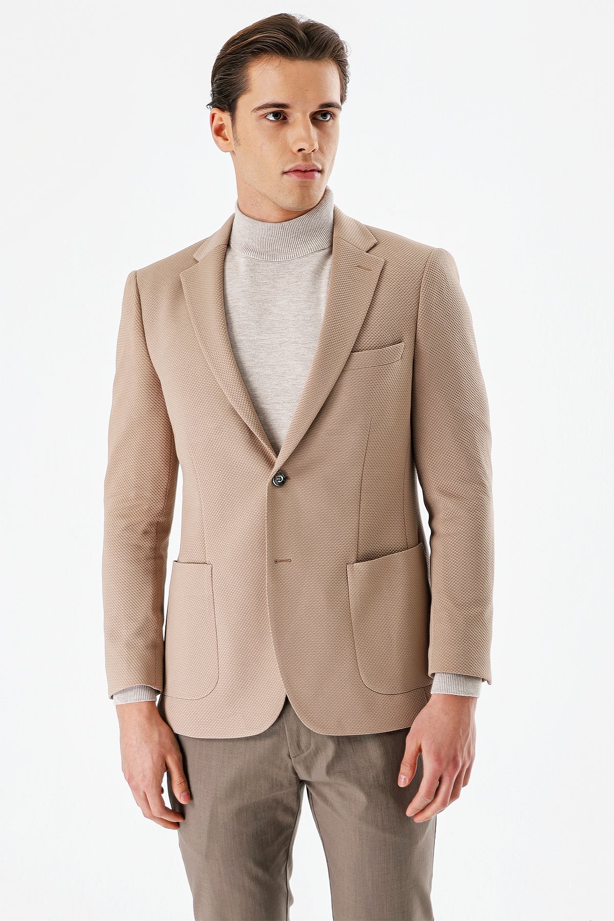 Slim-Fit Casual Blazer - Beige