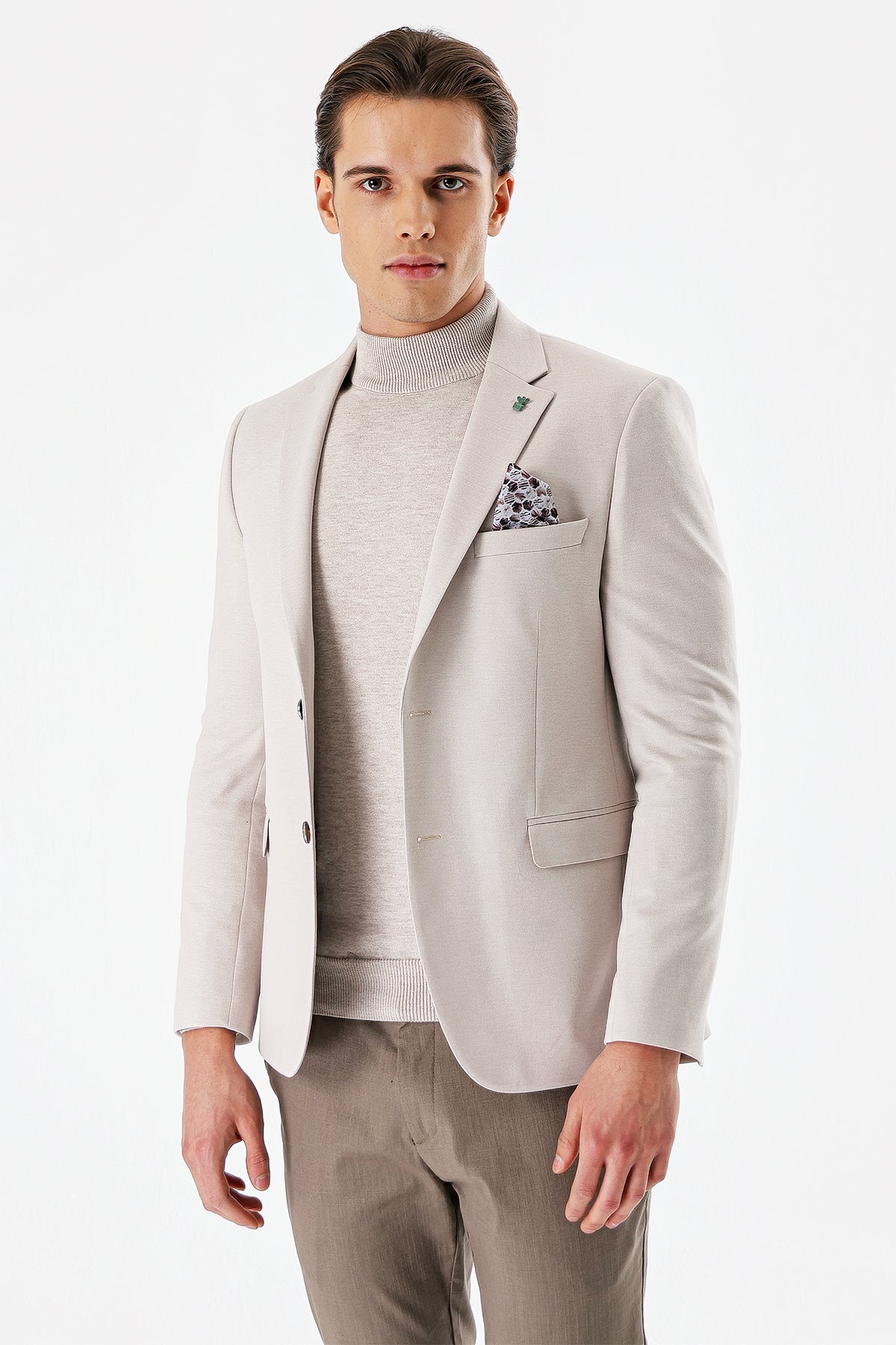 Slim-Fit Blazer - Beige