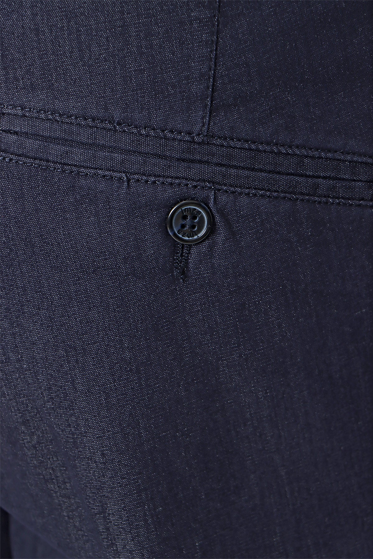 Comfort-Fit Chino Pants - Navy