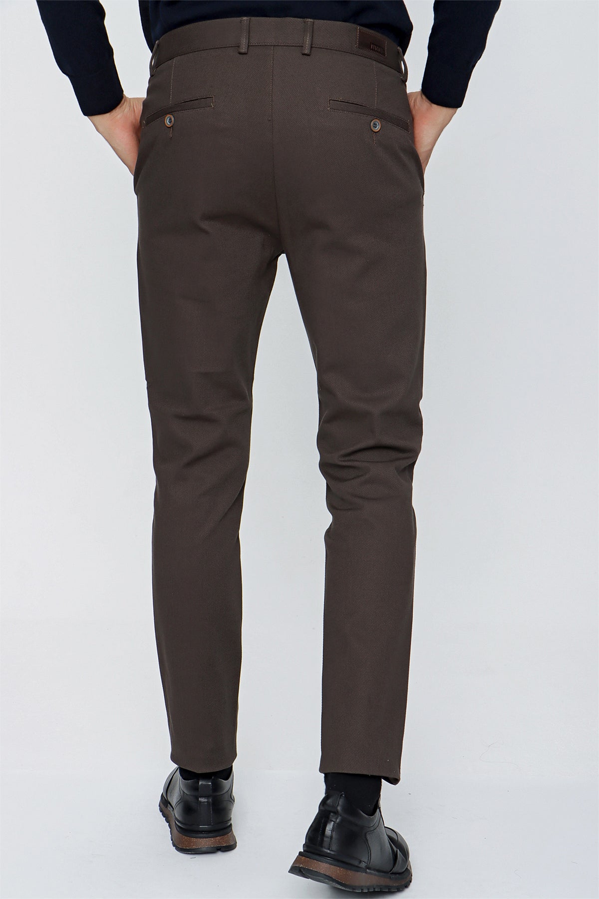 Slim-Fit Chino Pants - Brown