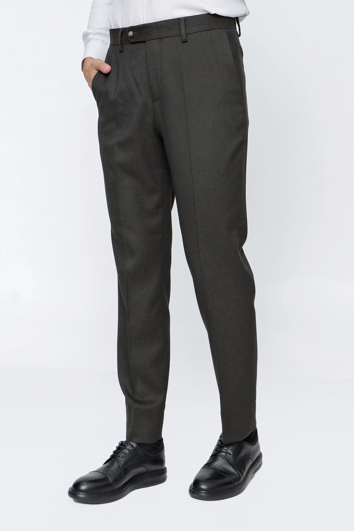 Comfort-Fit Classic Pants - Dark Khaki