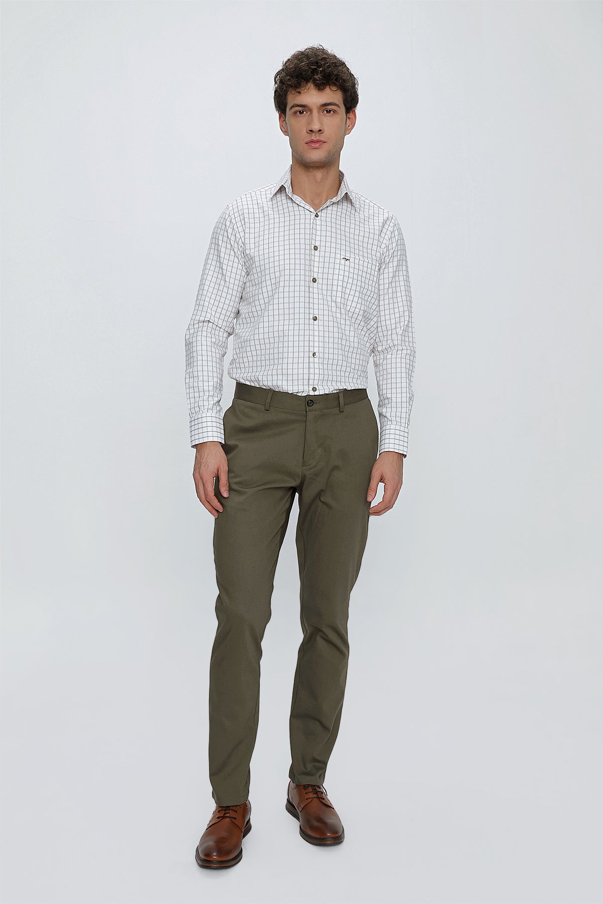 Comfort-Fit Chino Pants - Khaki