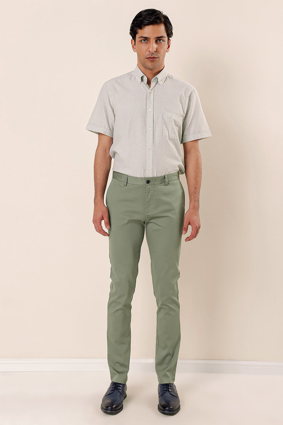 Slim-Fit Chino Pants - Mint Green