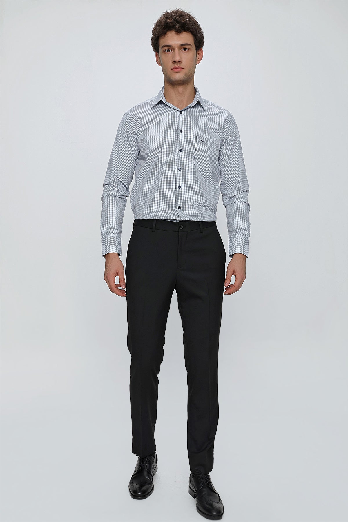 Slim-Fit Classic Pants - Black