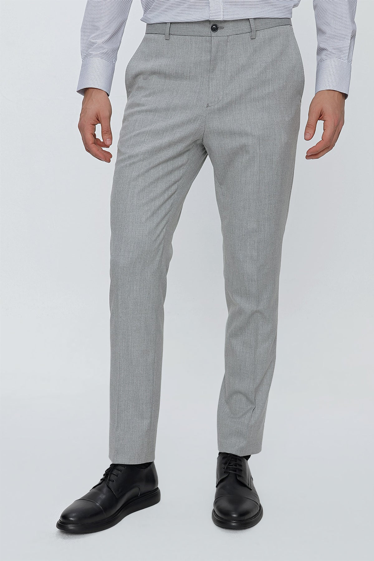 Slim-Fit Classic Pants - Light Grey