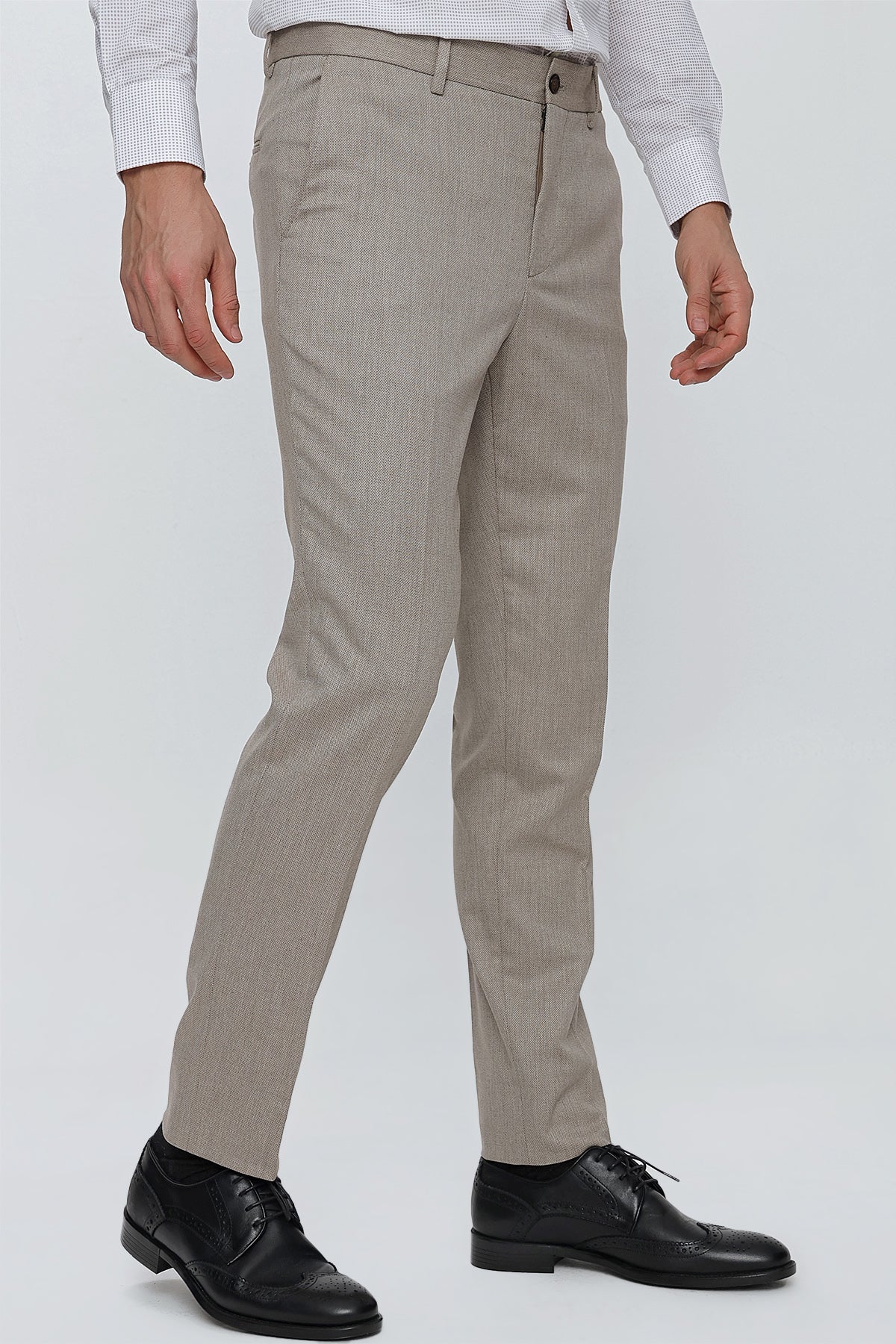 Slim-Fit Classic Pants - Beige