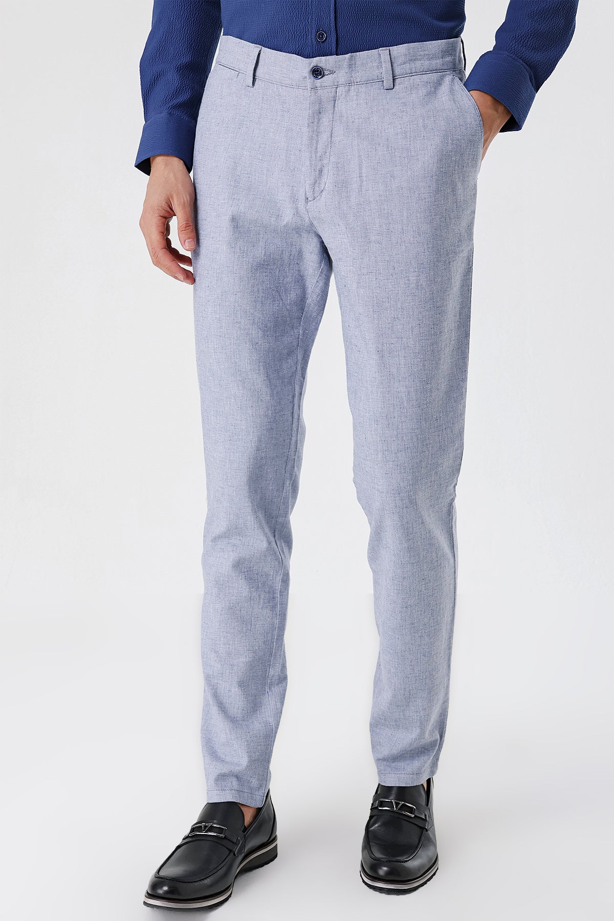 Comfort-Fit Linen Pants - Light Blue