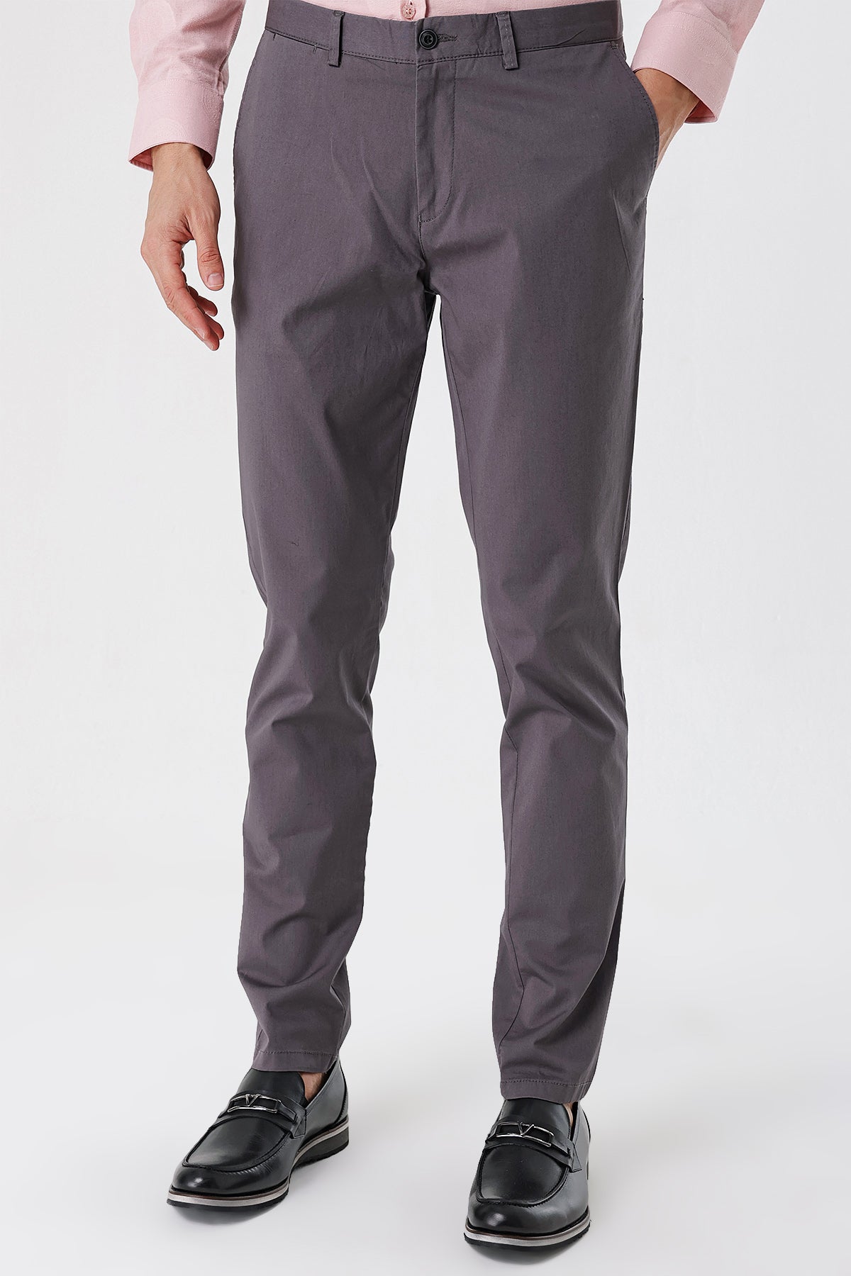 Comfort-Fit Chino Pants - Dark Grey