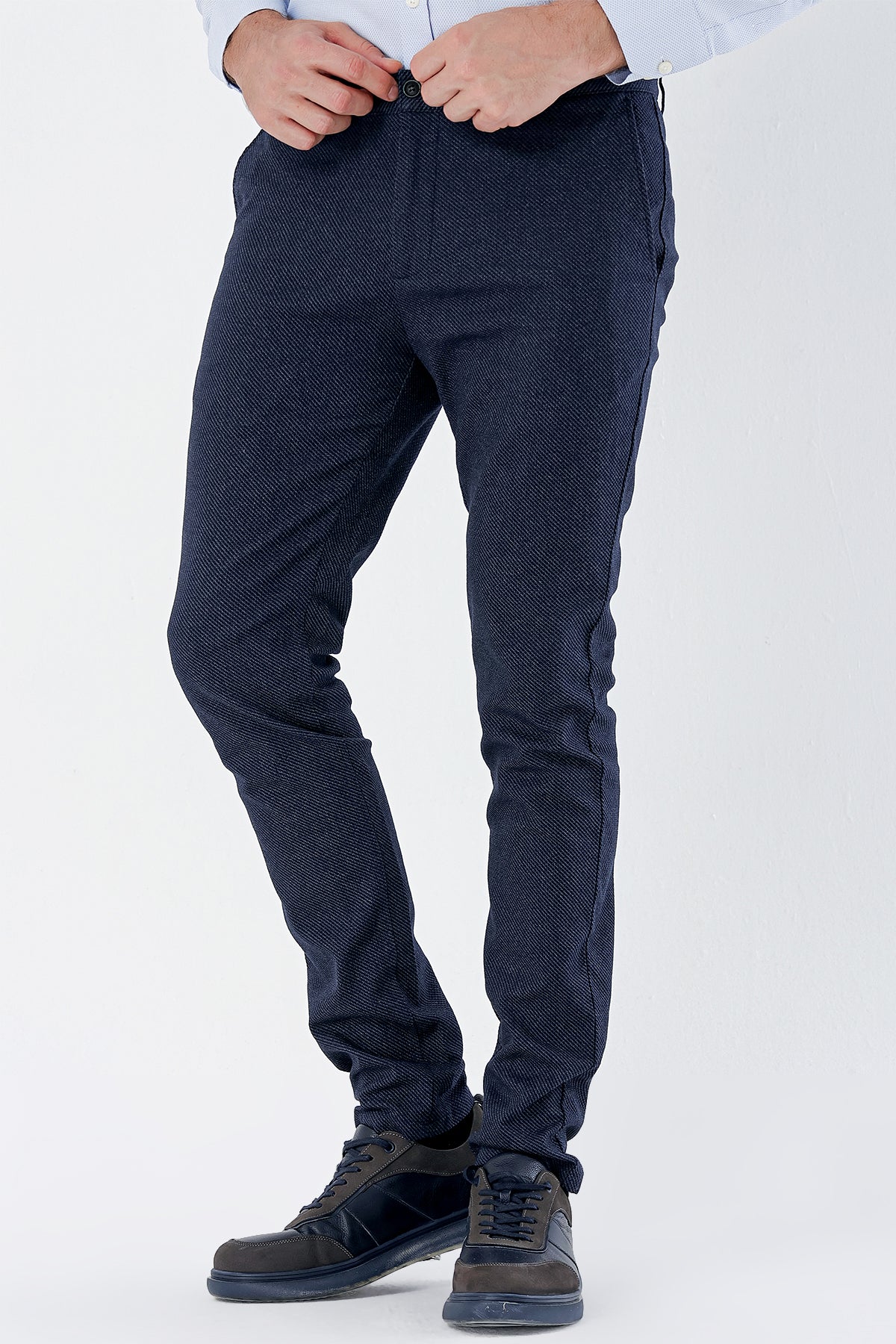 Slim-Fit Chino Pants - Navy