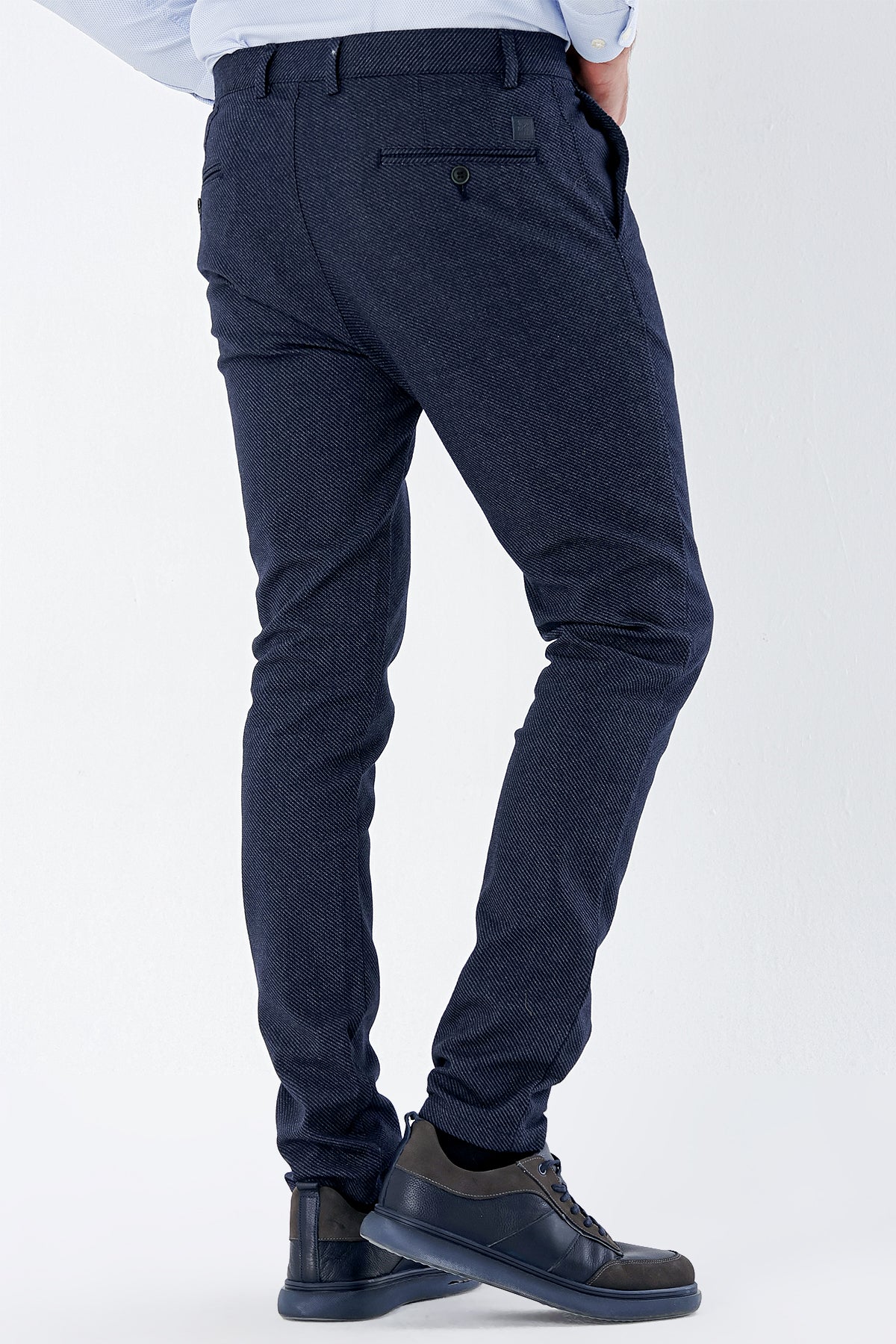 Slim-Fit Chino Pants - Navy