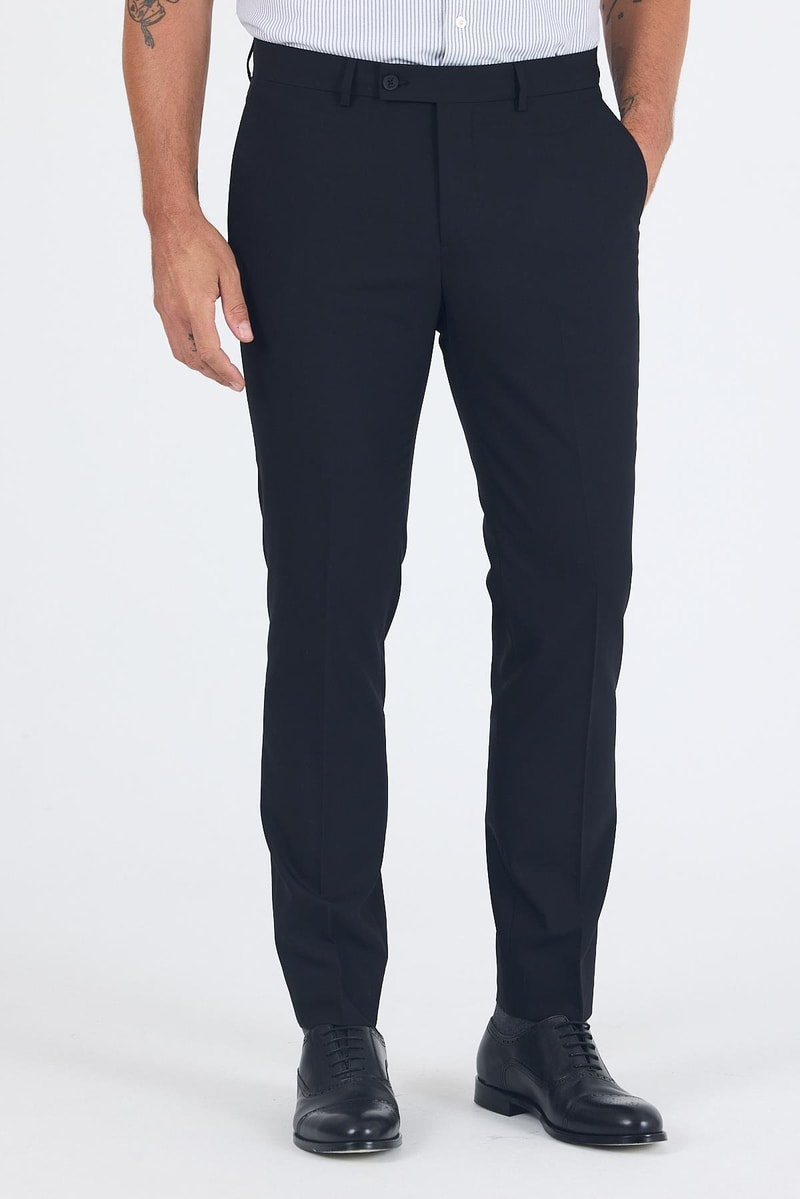 Slim-Fit Classic Pants - Black