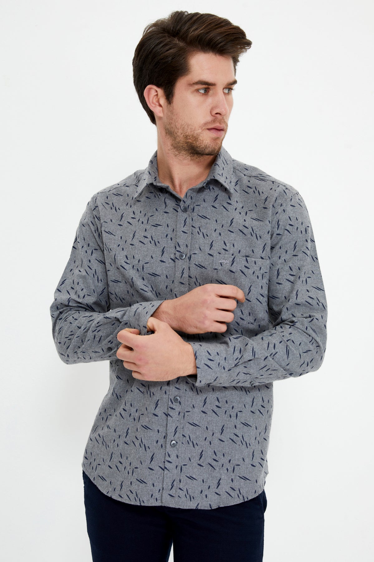 Slim-Fit Patterned Shirt - Grey