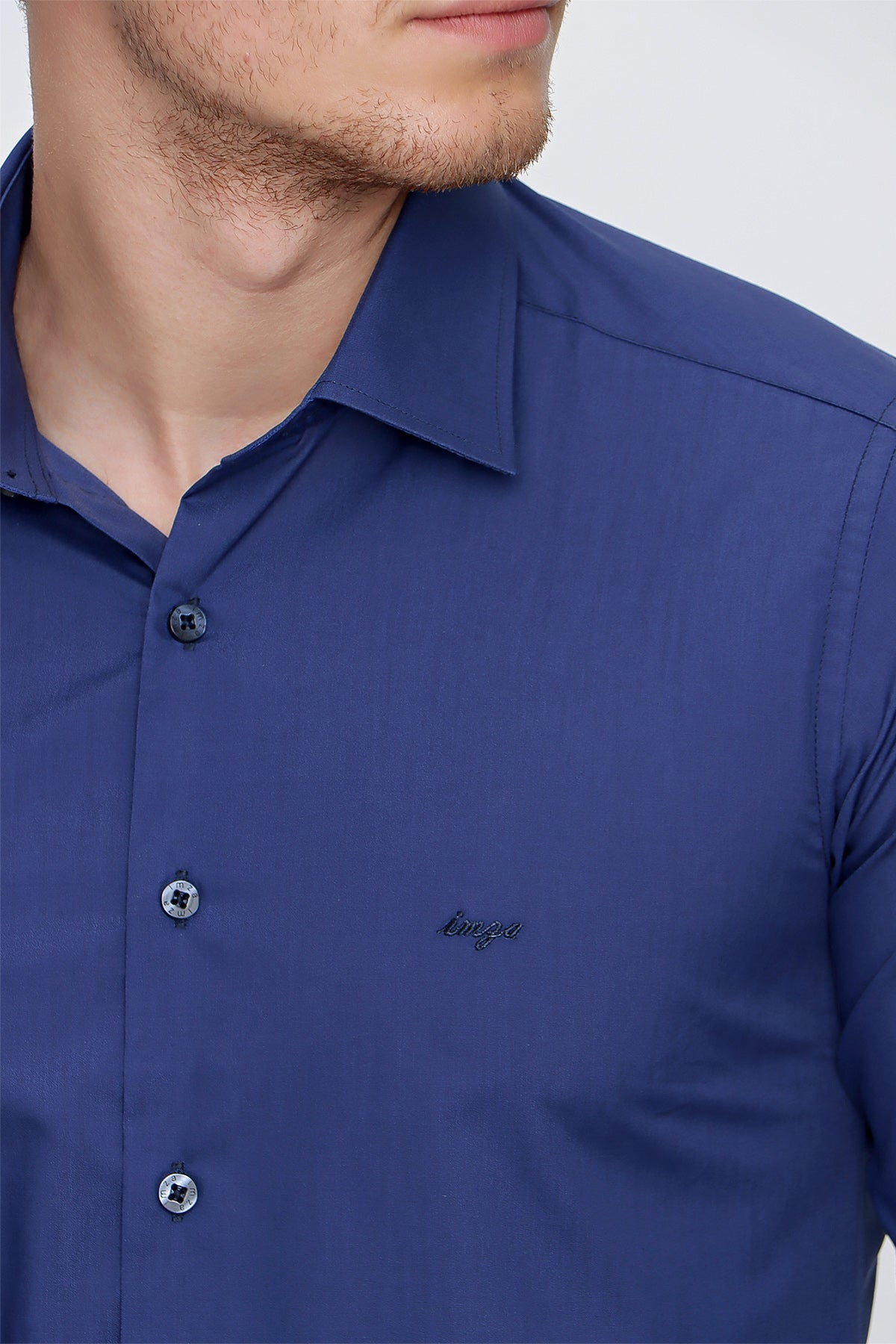 Slim-Fit Basic Shirt - Navy