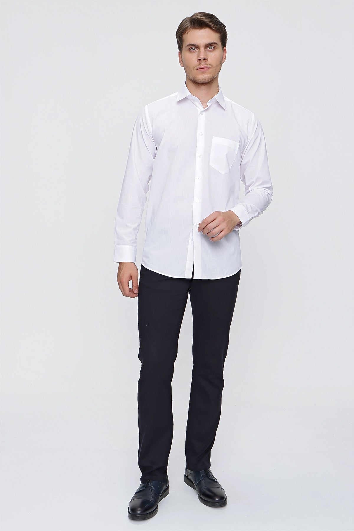 Comfort-Fit Basic Shirt - White