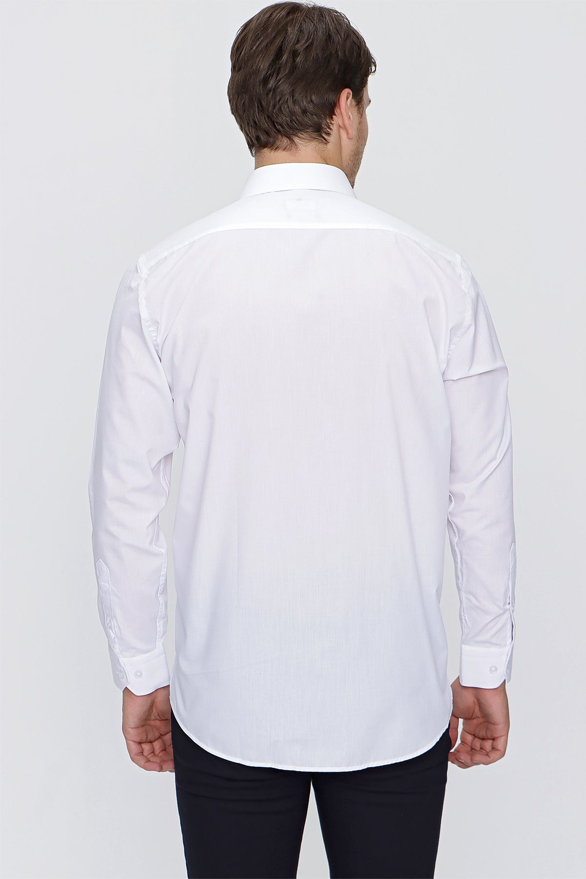 Comfort-Fit Basic Shirt - White