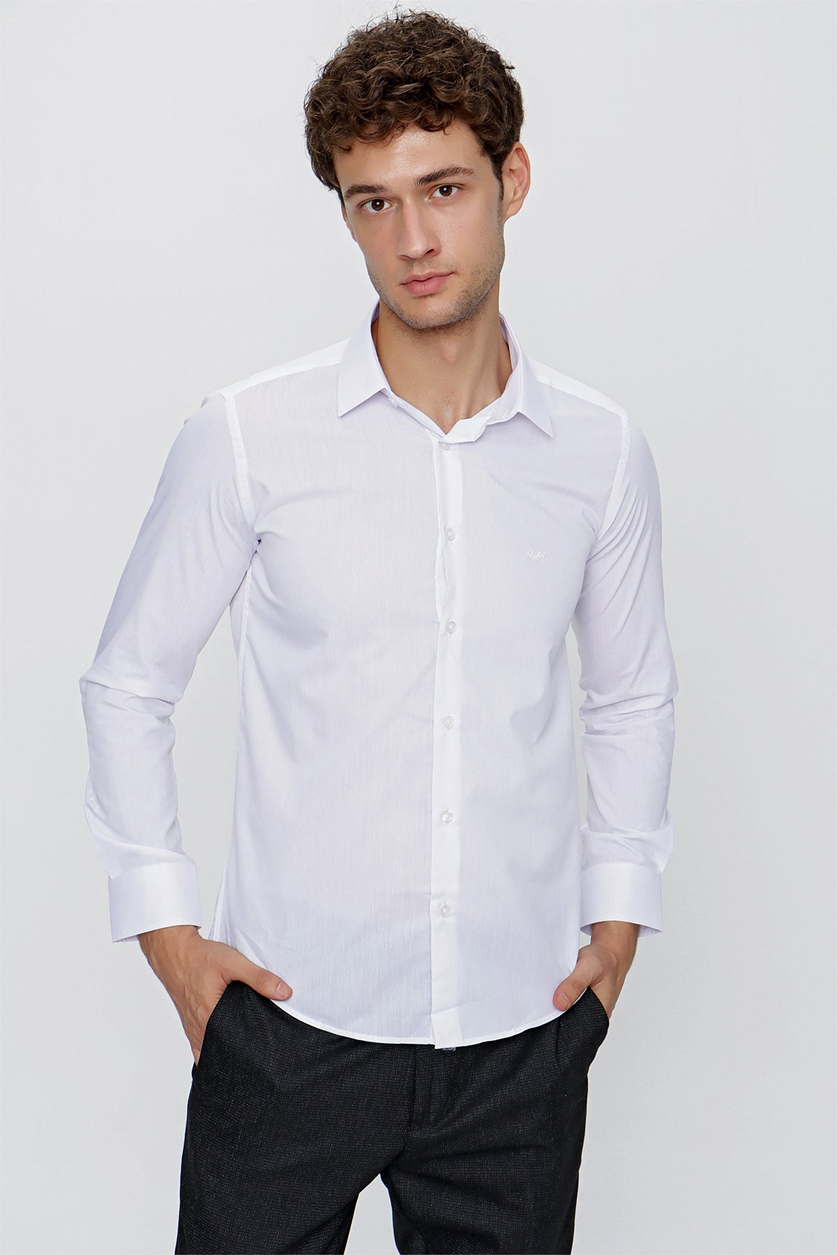 Comfort-Fit Basic Shirt - White