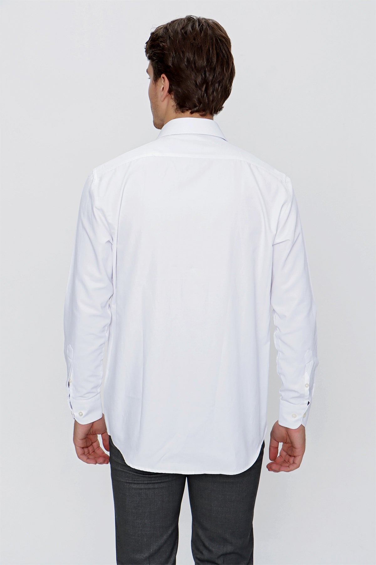 Comfort-Fit Basic Shirt - White