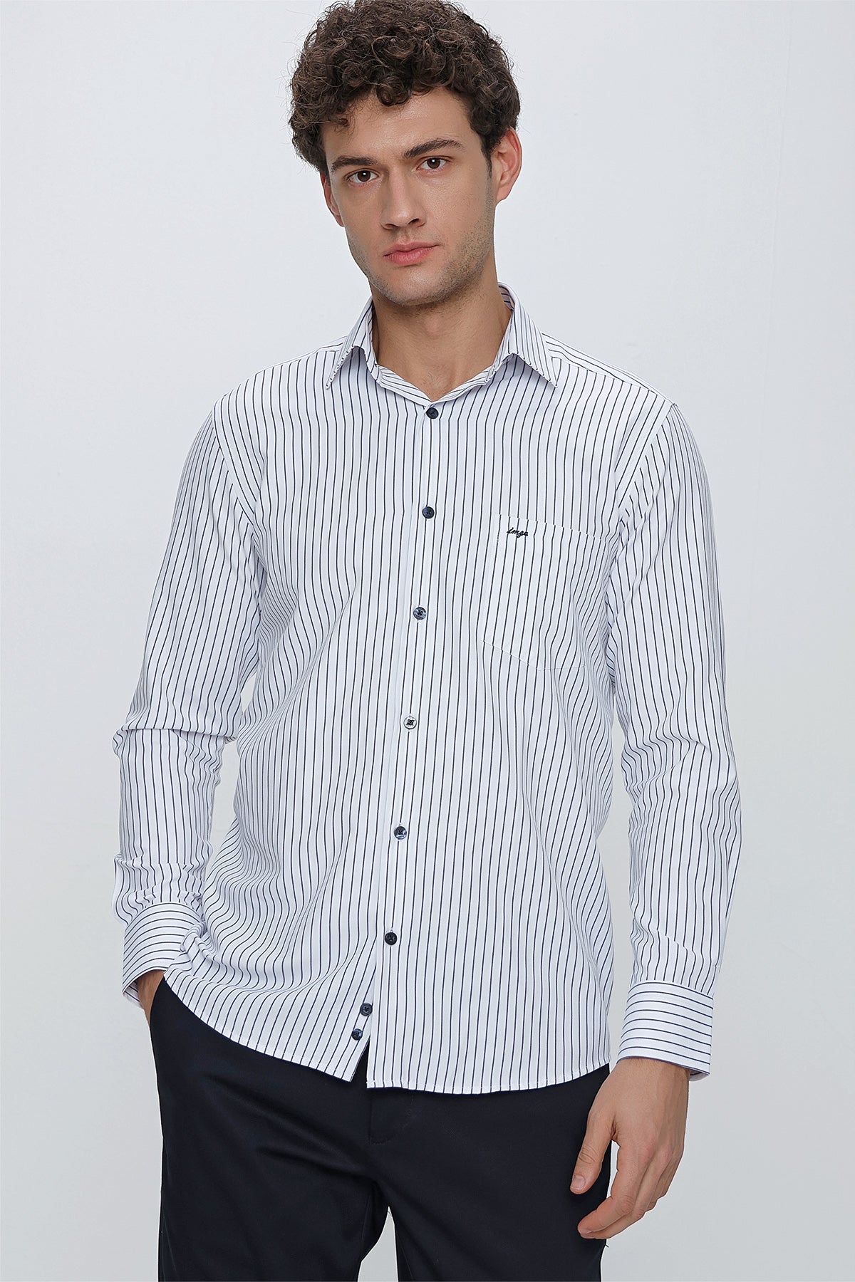 Comfort-Fit Striped Shirt - Navy