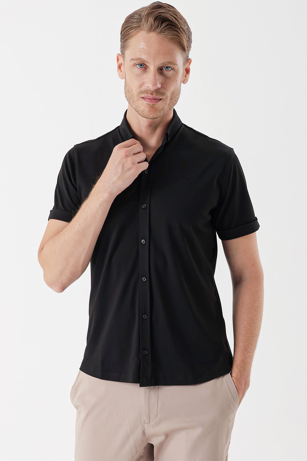 Slim-Fit Short Sleeve Oxford Shirt - Black