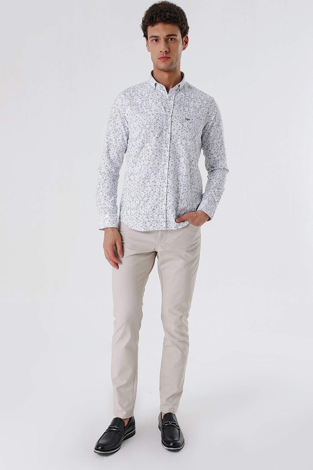 Slim-Fit Patterned Oxford Shirt - Khaki