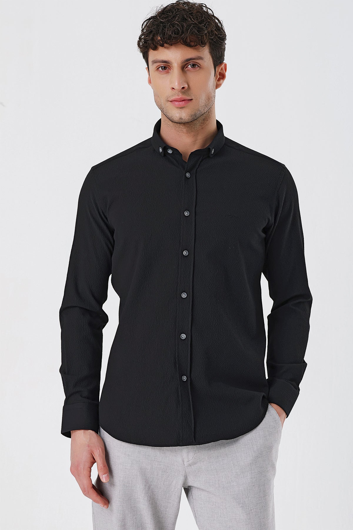 Slim-Fit Patterned Oxford Shirt - Black