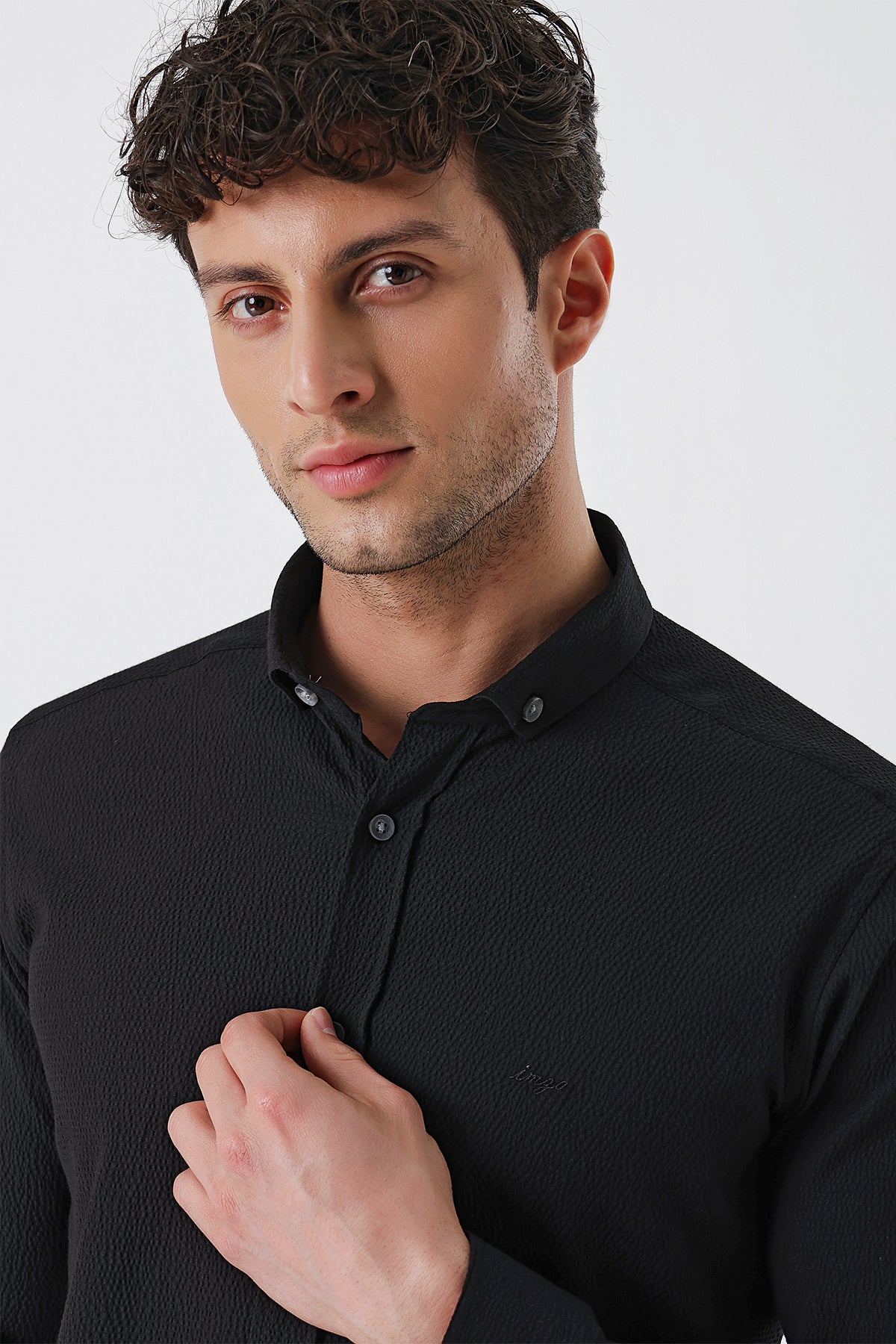 Slim-Fit Patterned Oxford Shirt - Black