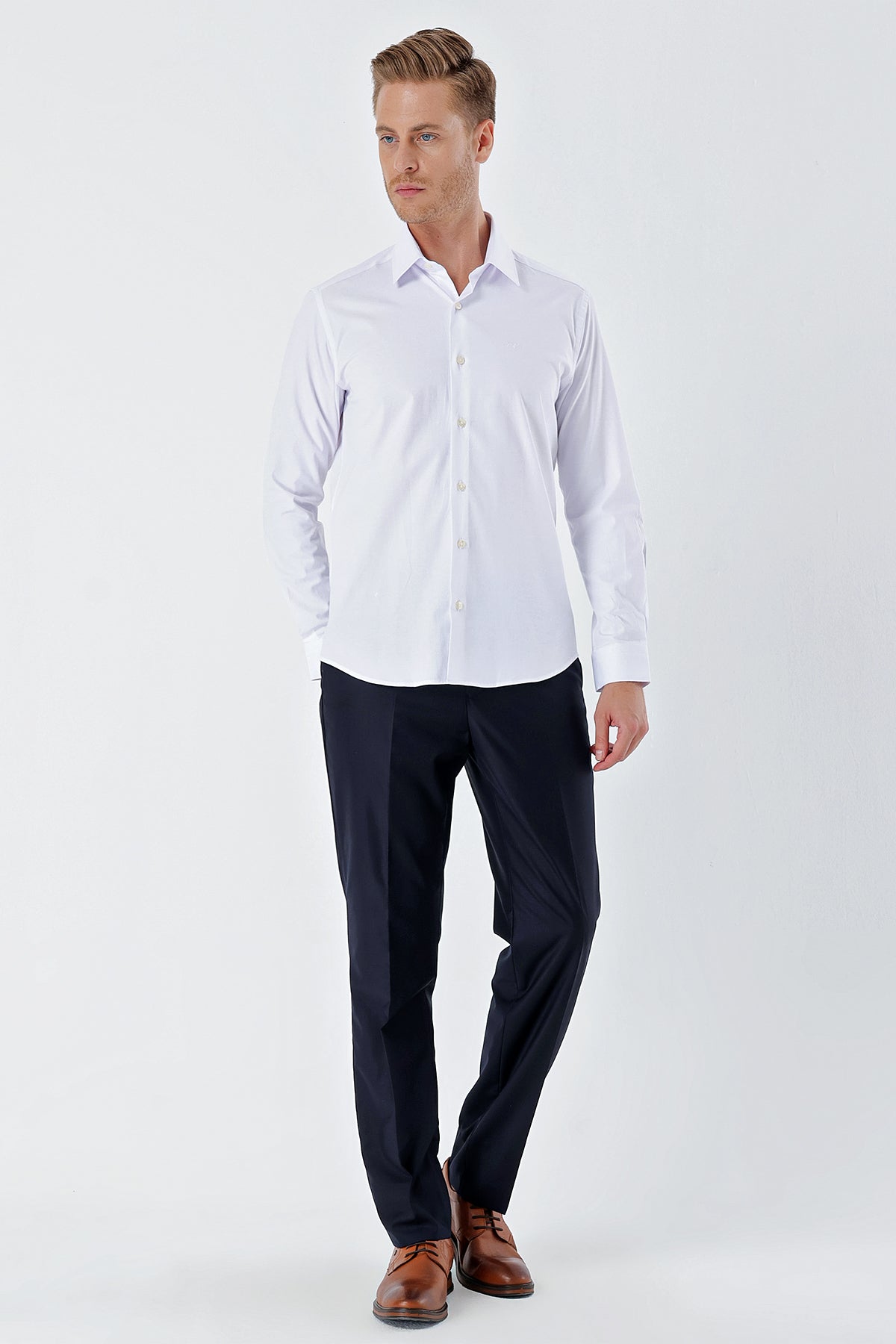 Slim-Fit Basic Shirt - White